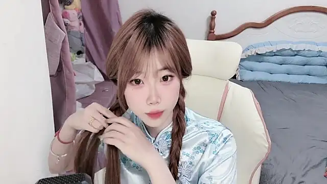 vivian-vv online show from 09.15.25