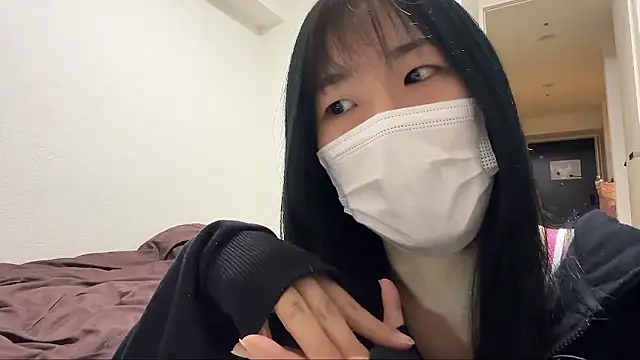 Snapshot of daiyo_kai_Gutara chatting on 05.22.26 daiyo kai Gutara online show from 05.22.26