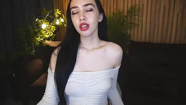 WildKittenX  online show from 10.28.25