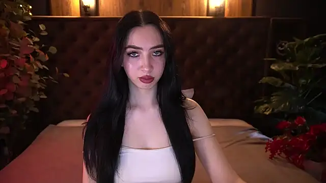 WildKittenX  online show from 04.04.26