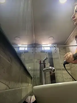 Mila LS online show from 12.14.25