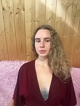 Snapshot of nemesidaM chatting on 10.05.25 nemesidaM online show from 10.05.25