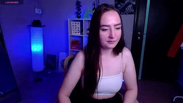 LinaFlawless online show from 03.04.25