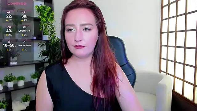 LinaFlawless online show from 09.21.25