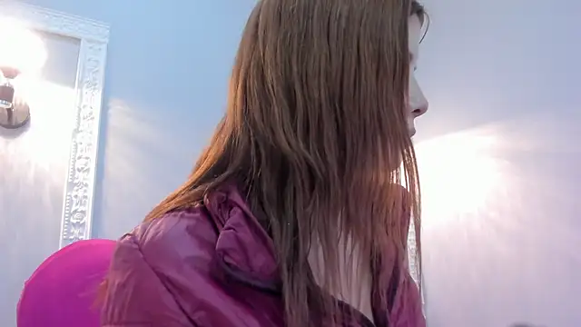 Bonniie 22 online show from 10.14.25