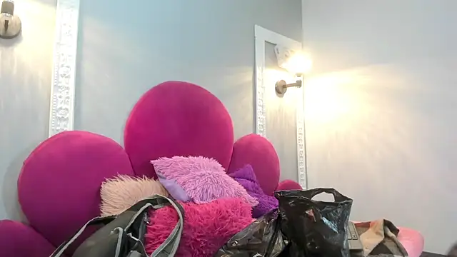 Bonniie 22 online show from 04.14.26