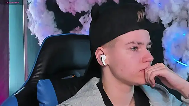 Jean Wilsons online show from 04.14.26