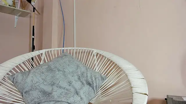 mary cute9 online show from 10.16.25