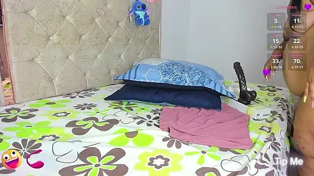 LunaaSweett online show from 01.31.26