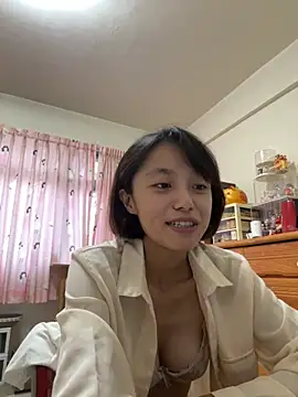 ladypaggy online show from 10.27.25