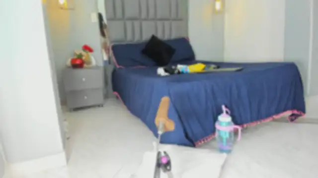 Sienna miller 27 online show from 10.10.25