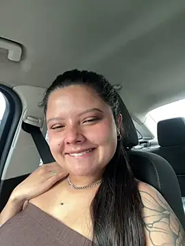 Snapshot of maya-winslow8 chatting on 10.17.25 maya-winslow8 online show from 10.17.25