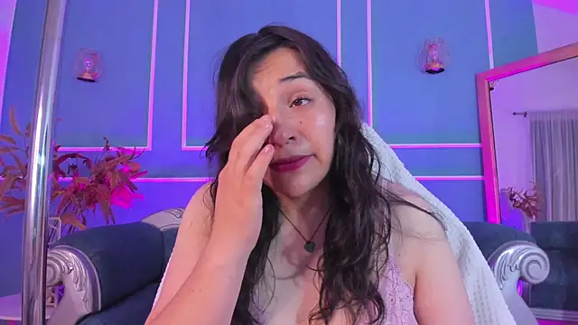 TaraTaylorr online show from 09.12.25