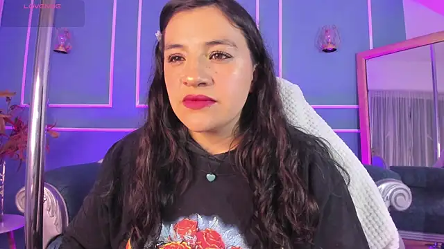 TaraTaylorr online show from 09.27.25