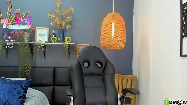 yessila parker online show from 01.15.26