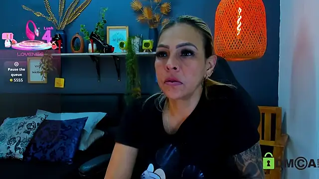 yessila parker online show from 03.26.26