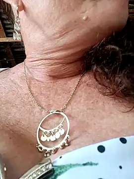 Snapshot of Sexy-Woman-Mature chatting on 03.09.25 Sexy-Woman-Mature online show from 03.09.25