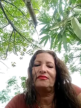 Snapshot of Sexy-Woman-Mature chatting on 03.20.25 Sexy-Woman-Mature online show from 03.20.25