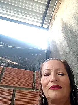 Snapshot of Sexy-Woman-Mature chatting on 09.27.25 Sexy-Woman-Mature online show from 09.27.25