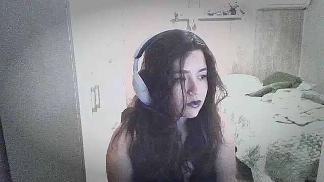 Snapshot of Piolapk chatting on 09.29.25 Piolapk online show from 09.29.25