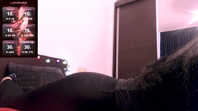 Snapshot of Alina_eve chatting on 12.18.25 Alina eve online show from 12.18.25