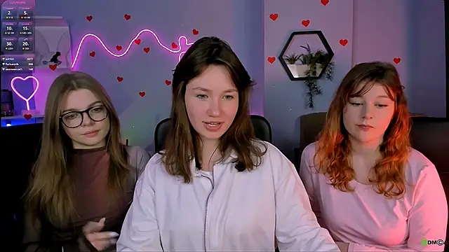 Snapshot of helli_belli chatting on 02.18.26 helli belli online show from 02.18.26