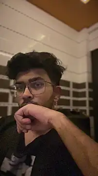 DoctorAlonee46 online show from 10.18.25