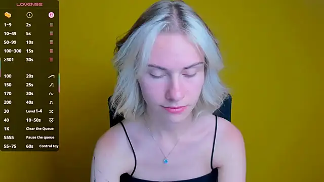 Snapshot of Fiona_Night chatting on 09.16.25 Fiona Night online show from 09.16.25