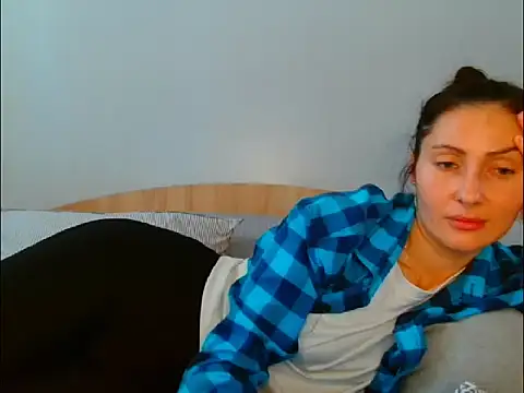 Irina9793 online show from 04.07.26