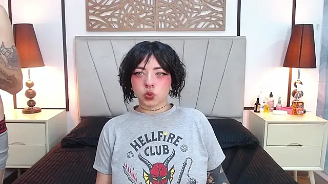 Aria and orien online show from 03.07.25