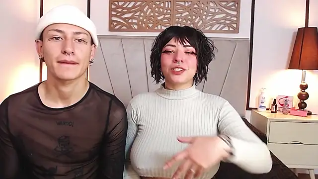 Aria and orien online show from 03.09.25