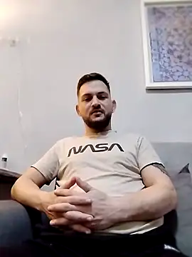 Snapshot of iurinicola chatting on 02.08.26 iurinicola online show from 02.08.26