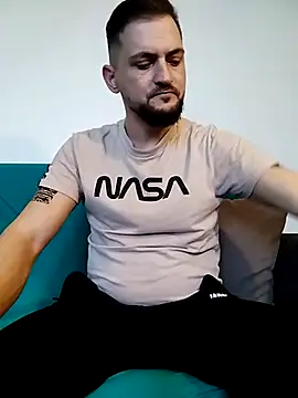 Snapshot of iurinicola chatting on 02.21.26 iurinicola online show from 02.21.26