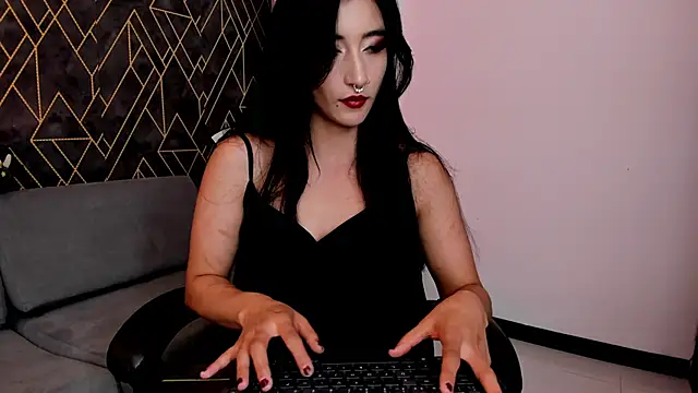 Tahara Romanov online show from 02.24.26