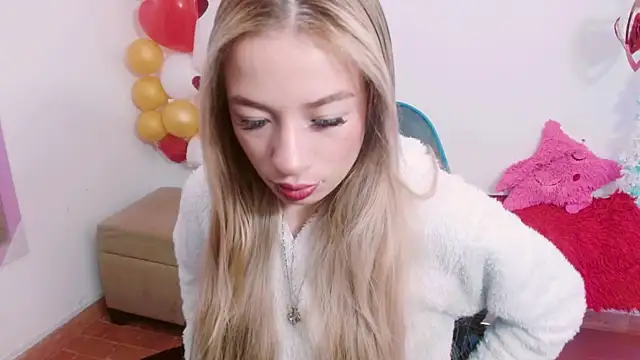 hannah 026 online show from 09.15.25