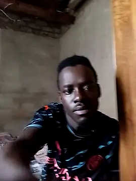 Snapshot of karabokau21 chatting on 11.08.25 karabokau21 online show from 11.08.25