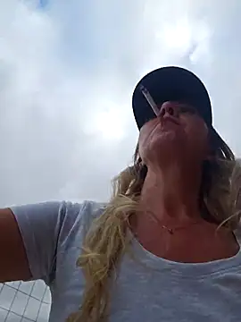 Melody73 online show from 09.23.25