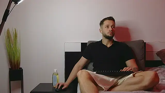 nicholasX1 online show from 03.17.25