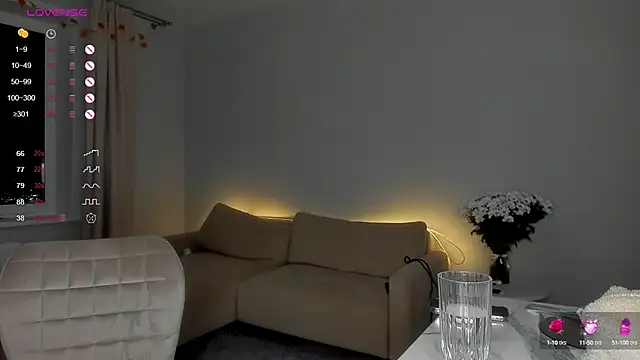 dinky  emily online show from 10.05.25