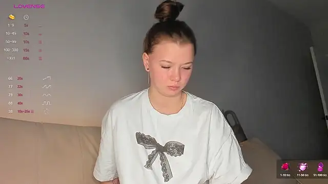 dinky  emily online show from 10.25.25