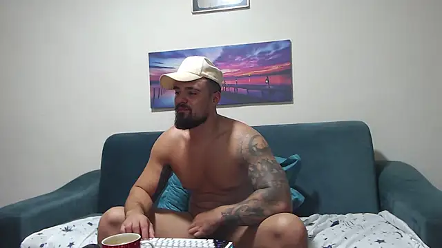 Snapshot of Tiberius_hunk chatting on 09.26.25 Tiberius hunk online show from 09.26.25