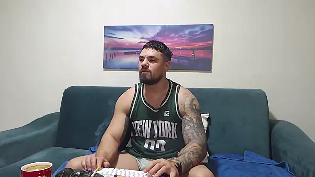 Tiberius hunk online show from 12.03.25