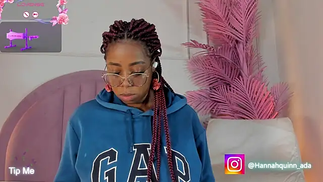 Hanaahquinn online show from 04.17.26