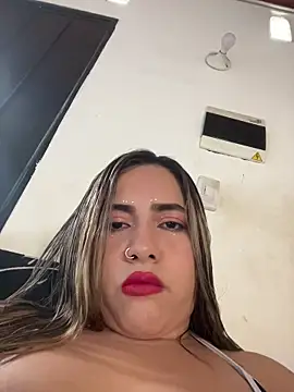 Snapshot of lunaxxx_69 chatting on 01.06.26 lunaxxx 69 online show from 01.06.26