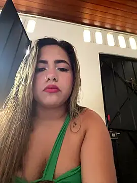 Snapshot of lunaxxx_69 chatting on 01.13.26 lunaxxx 69 online show from 01.13.26