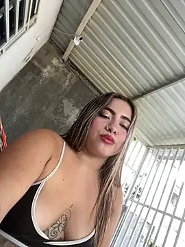 lunaxxx 69 online show from 03.18.26