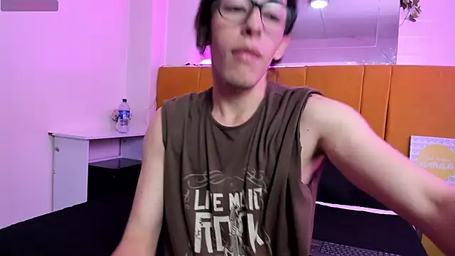 Andrew Wolff online show from 03.08.25