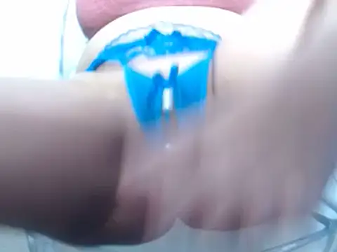 Snapshot of luli_angel chatting on 03.20.25 luli angel online show from 03.20.25