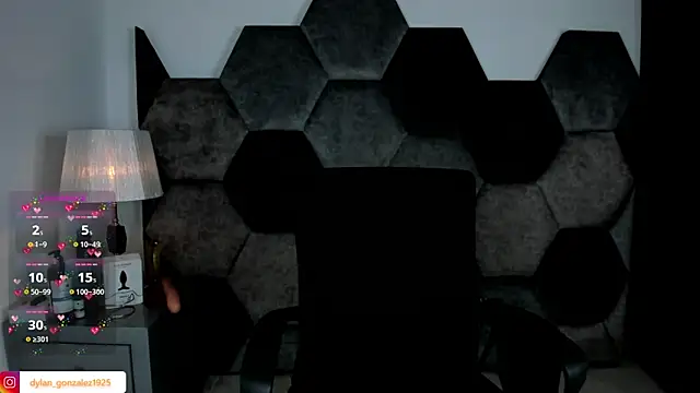 Dylan Turnerr online show from 09.19.25