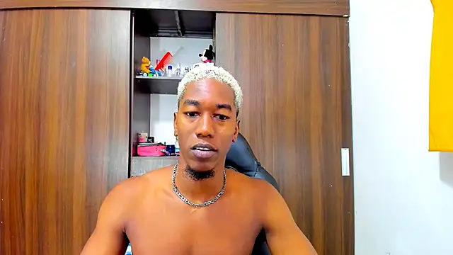 Dreamastercum  online show from 10.13.25